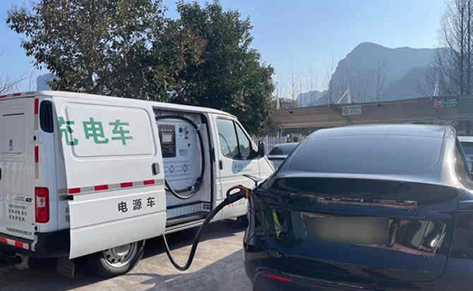 布拖汽车搭电